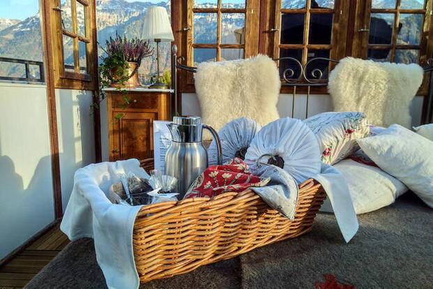 Aarmühle-Suite – Outdoor-Bett mit Wärmekorb Aarmühle-Suite – Outdoor-Bett mit Wärmekorb
