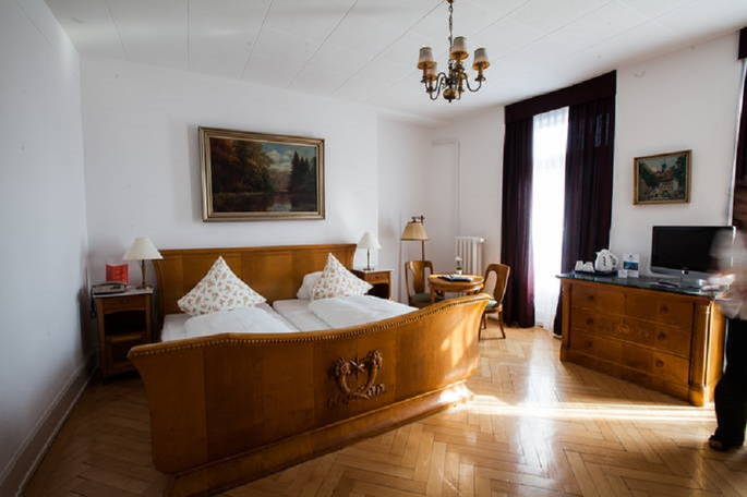 Adults only Hotel Carlton-Europe Interlaken Classic Hotel Room Adults only Hotel Carlton-Europe Interlaken Classic Hotel Room