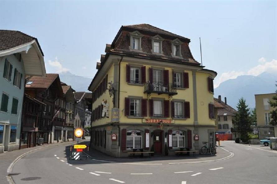 Carlton-Europe Chalet Beizli Restaurant in Interlaken Carlton-Europe Chalet Beizli Restaurant in Interlaken